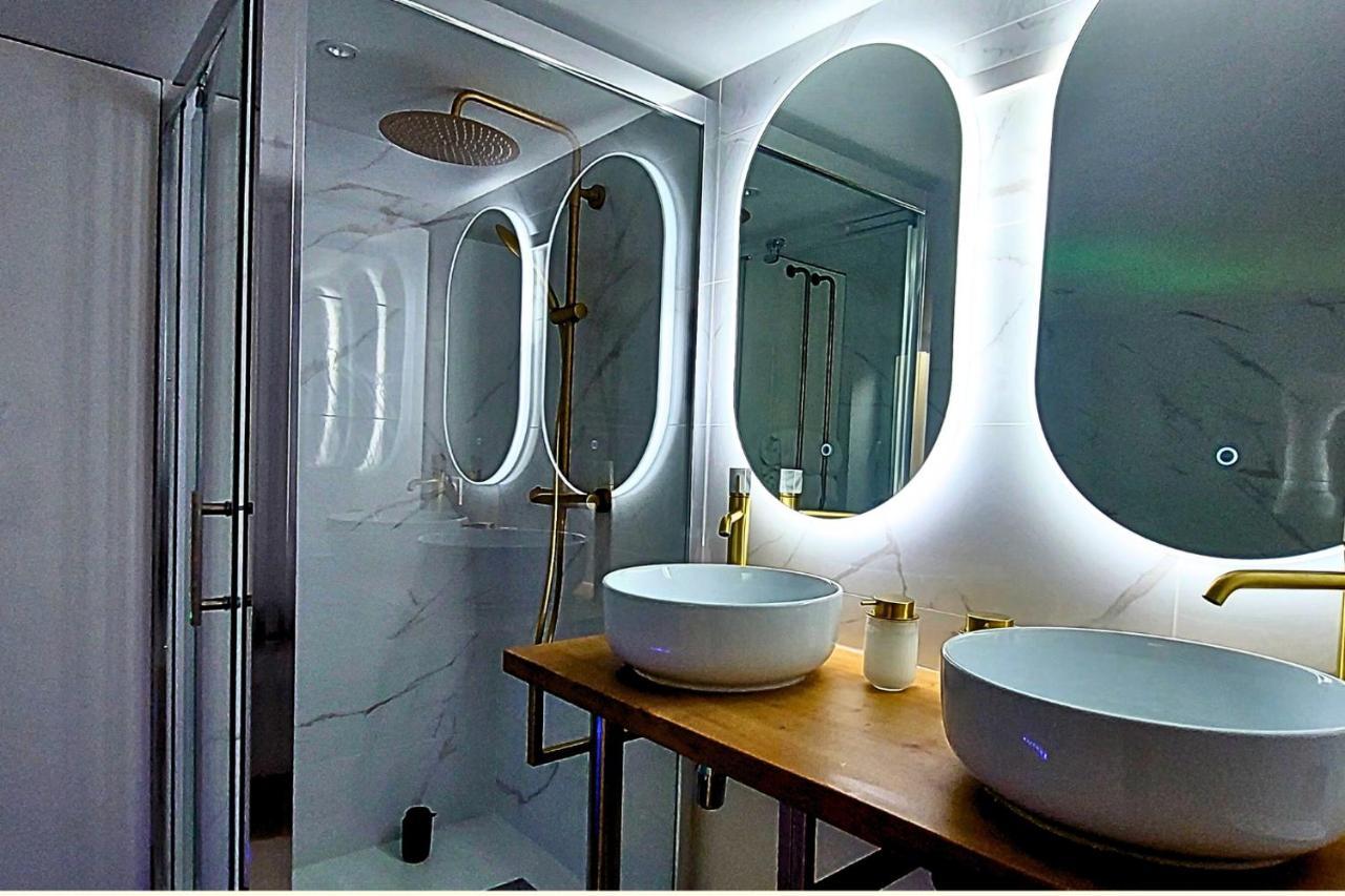 Artgold * Logement Haut De Gamme Spa Roanne Eksteriør billede